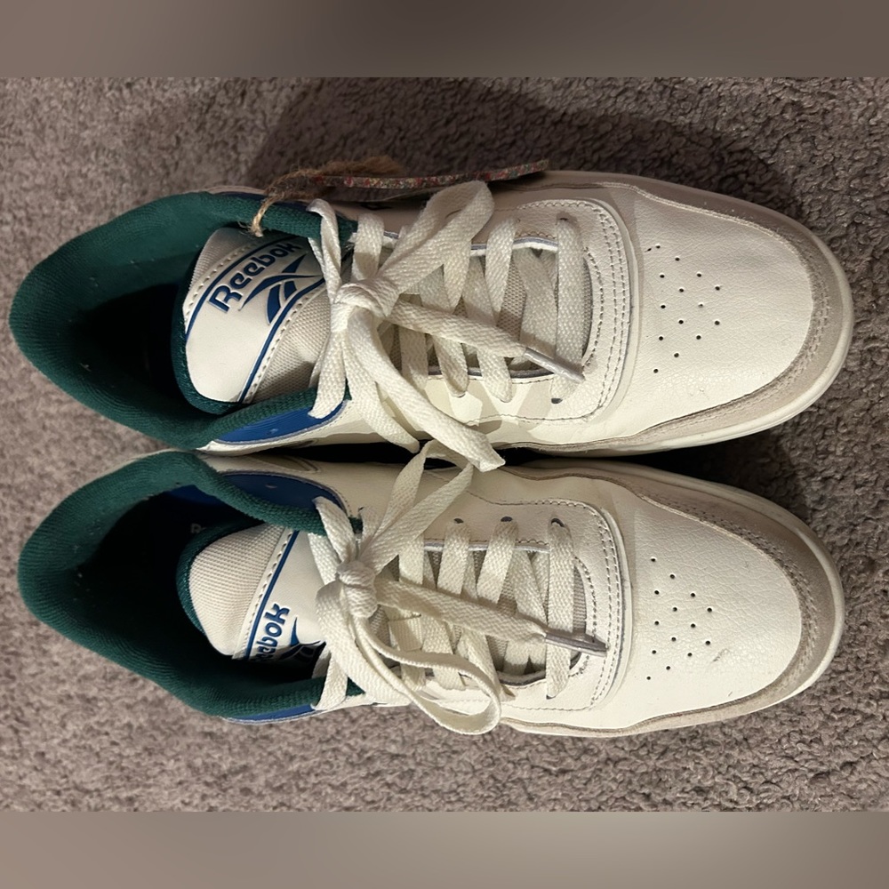 Sneakers | Reebok - Picture 2 of 6